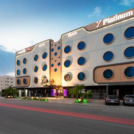 Y Platinum Hotel Медина Экстерьер фото