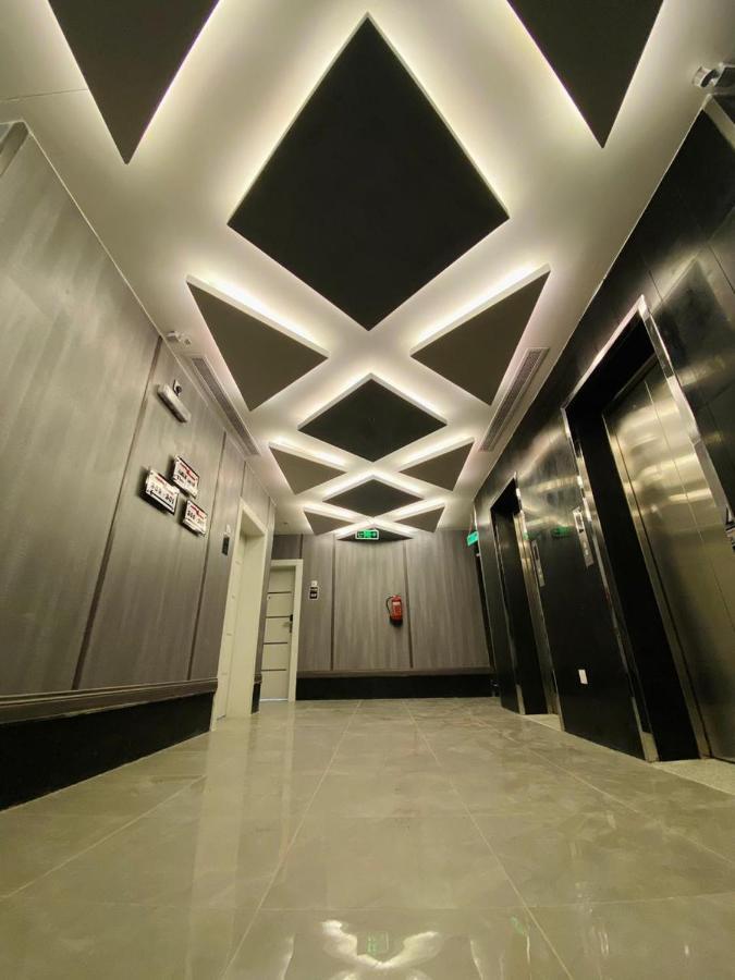 Y Platinum Hotel Медина Экстерьер фото